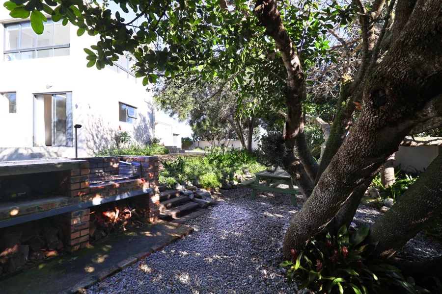 4 Bedroom Property for Sale in Vermont Western Cape